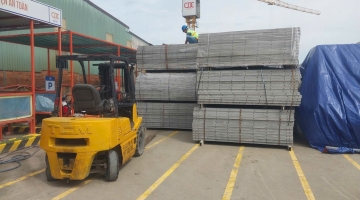 Cho thuê xe nâng hàng theo yêu cầu Hưng Thịnh Phát giá tốt