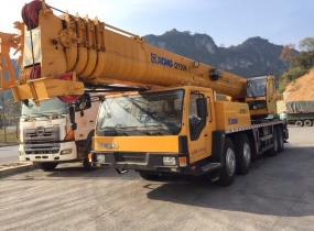 Cho Thuê Xe Cẩu KATO Từ 20 Tấn Đến 500 Tấn